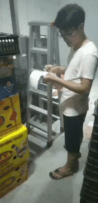 林国伟的哥哥在盘点.gif