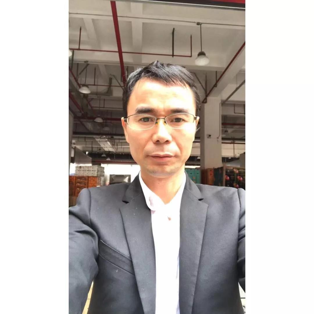 袁伟志.jpg